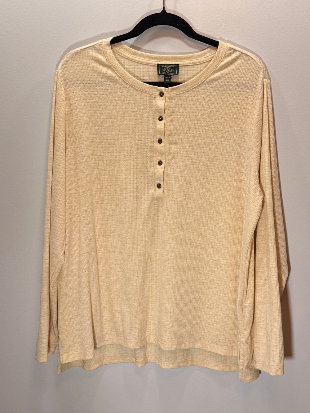 G.H. Bass & Co. Cream Waffle-Knit Henley Long Sleeve Top